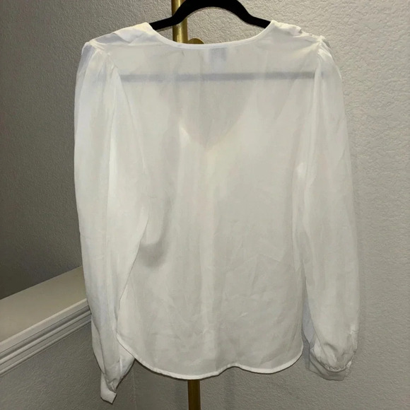 NWOT Unique Vintage Chiffon Top - Picture 3 of 4
